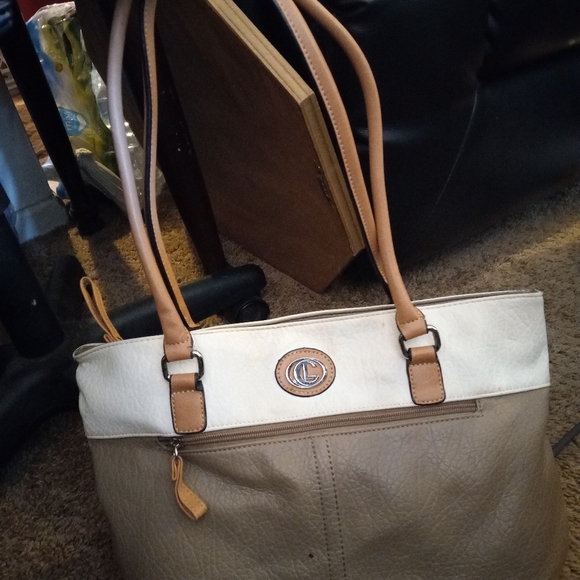 Liz Claiborne Purse - Picture 2 of 2